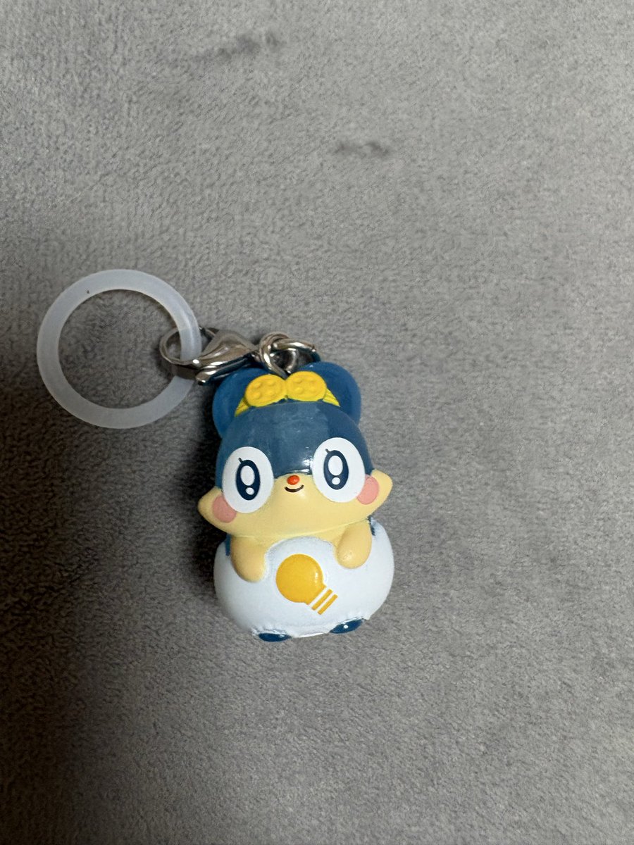 ミホ tweet media