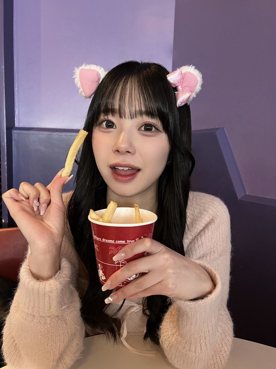 sakuku_csms's tweet photo. 一緒にディズニー行っていっぱい食べたい
 #増田彩乃 #きゅーすと https://t.co/Bo6EHDM8pO