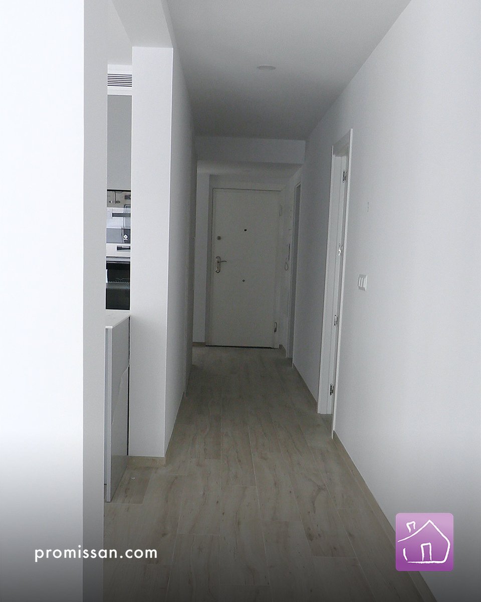 Promissan's tweet photo. Colores claros, maderas nobles y líneas sobrias, así es la casa reformada actual.
Una #reforma con propósito que prioriza la optimización energética a través de un buen aislamiento térmico y acústico.
▶ https://t.co/CoIU74ova4 https://t.co/VtW3h7aUA1