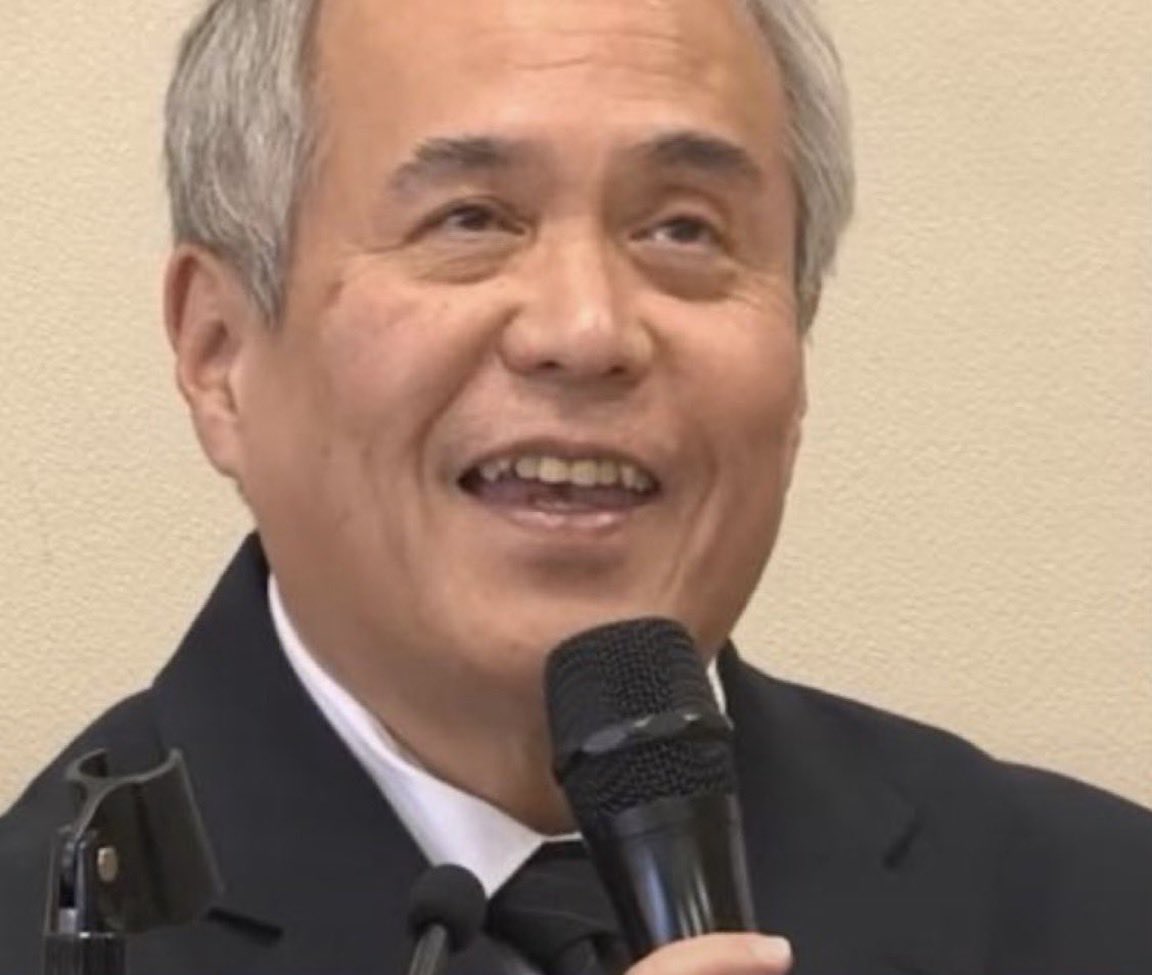 newsnews_today's tweet photo. 辺野古抗議船転覆事故　第三者委員会、金井船長を信頼していた同志社国際高校の西田校長を『根拠のない盲目的な信頼』と厳しく批判

報告書より
同志社国際高校は、宗教科の教員により紹介を受け、従前から関わりがあった c1 氏に対する根拠のない盲目的な信頼の下、自らコースの安全性を検証することなく、2022 年度の沖縄研修旅行において辺野古ボートコースの導入を決定した。
この盲目的信頼が生じた理由についてであるが、教員らへのヒアリングによっても、c1 氏が牧師であることや平和活動に従事する人との印象を基礎とする漠然としたものとしかいいようがなく、何らかの客観的ないし合理的な根拠は見出せなかった。