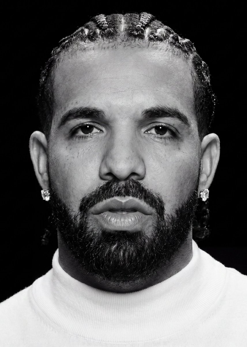 ArtisteTag's tweet photo. Exactly 11 years ago today, Drake released “Hotline Bling.”🎧

- It won 2 Grammy Awards (2017) for Best Rap/Sung Performance &amp; Best Rap Song.🏆 https://t.co/LuFEdrFVad