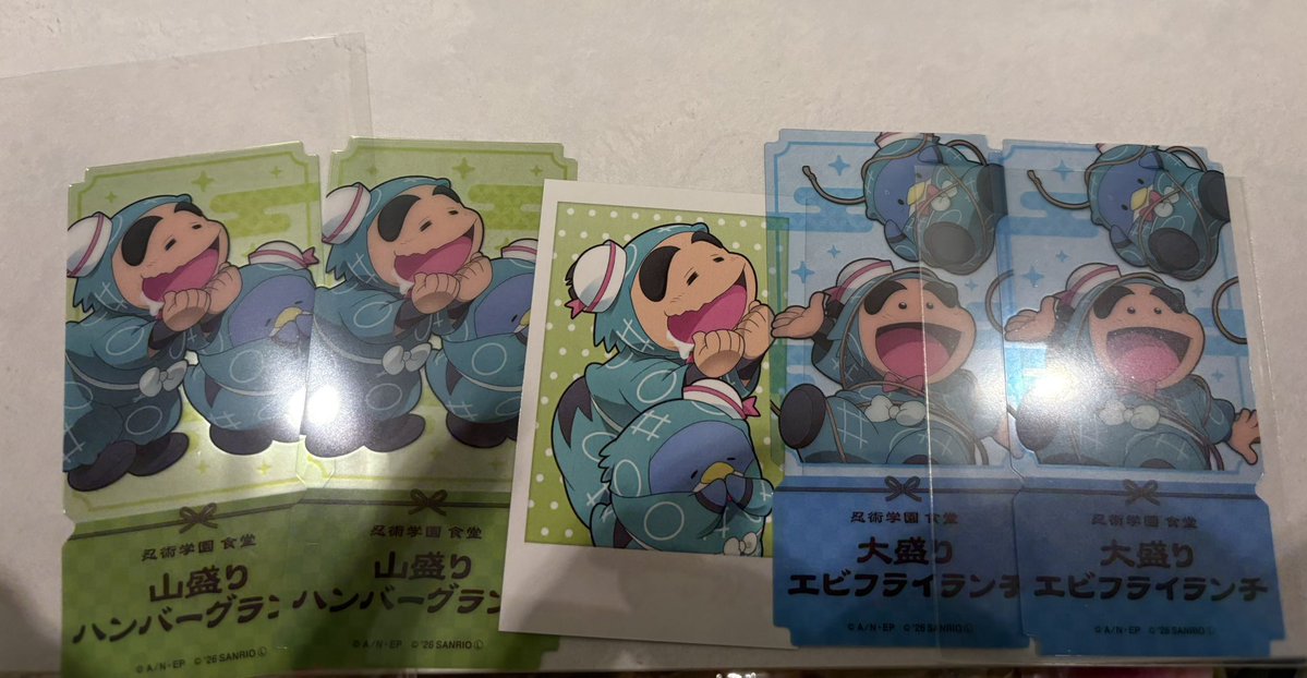 airisu000's tweet photo. 【交換】 忍たま乱太郎 AMOCAFE アモカフェ AMOカフェ 池袋

譲)お品書き　潮江　長次　雷蔵
コースター田村　文次郎　三郎　乱太郎
特典ポスカ　伊作
ランチョンマット　潮江　滝夜叉丸
食券風クリアカード　しんべヱ

求）綾部喜八郎コースター

現在池袋のアモカフェにいて都内での手渡し交換希望 https://t.co/edWSJhHRQh