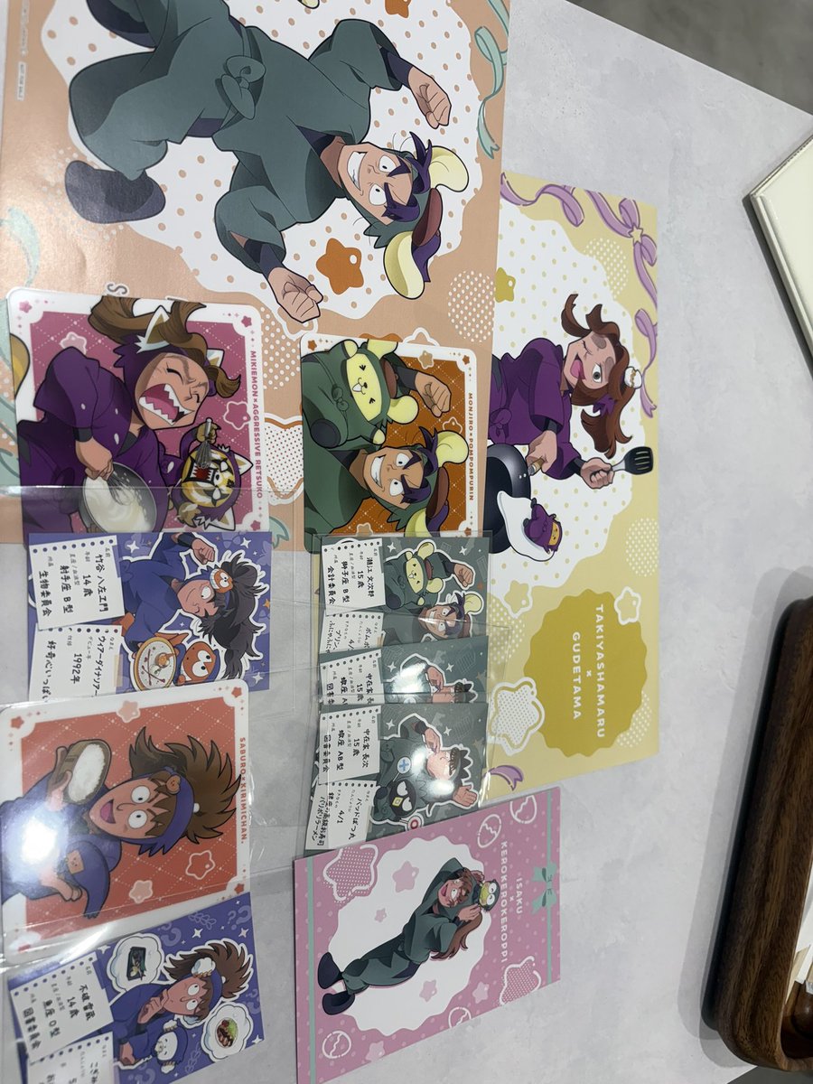 airisu000's tweet photo. 【交換】 忍たま乱太郎 AMOCAFE アモカフェ AMOカフェ 池袋

譲)お品書き　潮江　長次　雷蔵
コースター田村　文次郎　三郎　乱太郎
特典ポスカ　伊作
ランチョンマット　潮江　滝夜叉丸
食券風クリアカード　しんべヱ

求）綾部喜八郎コースター

現在池袋のアモカフェにいて都内での手渡し交換希望 https://t.co/edWSJhHRQh