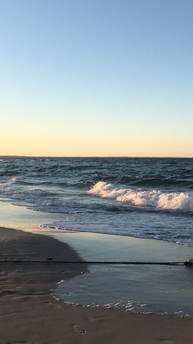 oceanweavee's tweet photo. Sea therapy https://t.co/dfYebYUZ4P