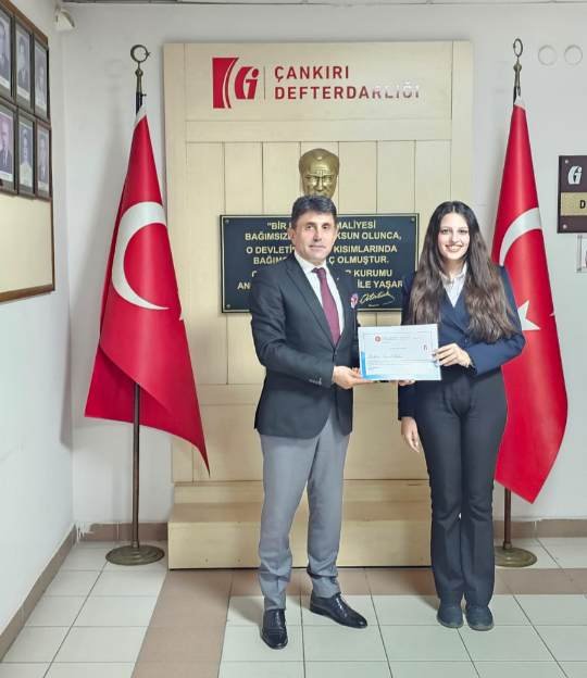 cnkrdftrdrlg's tweet photo. Ulusal Staj Programı kapsamında, 15 Haziran - 10 Temmuz ile 1 Temmuz - 29 Temmuz 2026 tarihleri arasında Defterdarlığımızda staj yapan 1. ve 2. Grup stajyerlerimiz, staj programlarını başarıyla tamamlamışlardır.  #vergigüvendir
#vergibbirleştirir @gibsosyalmedya @HMBakanligi https://t.co/SzZA2DYSt5