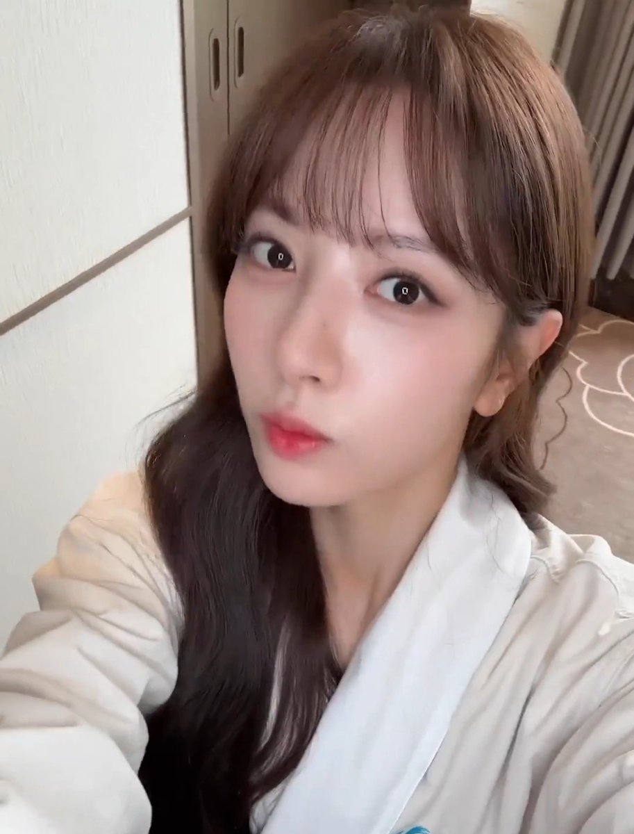 kimzzori__'s tweet photo. 서른 둘 어른 여자가 이렇게 수운한 귀염둥이얼짱아기일 수가 있는 거니 어떻게 이럴 수 있니... https://t.co/7yWAV1z4Nj