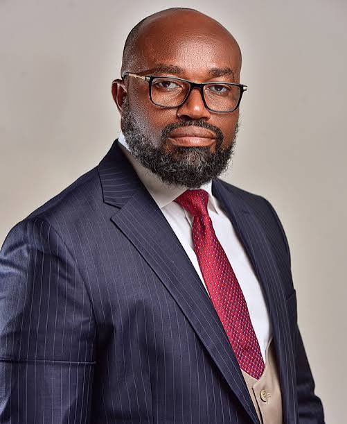 beterdays_ahead's tweet photo. Meet some of the most successful investors on the Ghana Stock Exchange
These are real Ghanaians and Africans who built serious wealth by investing in GSE-listed companies:

Daniel Ofori — $64.95M portfolio
Holds stakes in GCB Bank, SG Ghana, CAL Bank & SIC Insurance

Malik Easah — $13.23M portfolio
Founder of Cardinal Resources. Holds 2.09% of Asante Gold

Joseph Siaw Agyepong — $2.43M portfolio
Founder of Jospong Group. Holds 0.86% of Access Bank Ghana

Daniel McKorley (McDan) — $1.01M portfolio
Founder of McDan Group. Holds 0.36% of Access Bank Ghana

Salma Okonkwo — $0.54M portfolio
Founder of UBI Group & Blue Power Energy. Access Bank Ghana shareholder

What do they all have in common?

✅ They invested in LICENSED companies
✅ They invested for the LONG TERM
✅ They didn't chase Ponzi schemes
✅ They let the GSE build their wealth quietly

The GSE is not just for the rich.
It's HOW people become rich.

Not financial advice. DYOR.