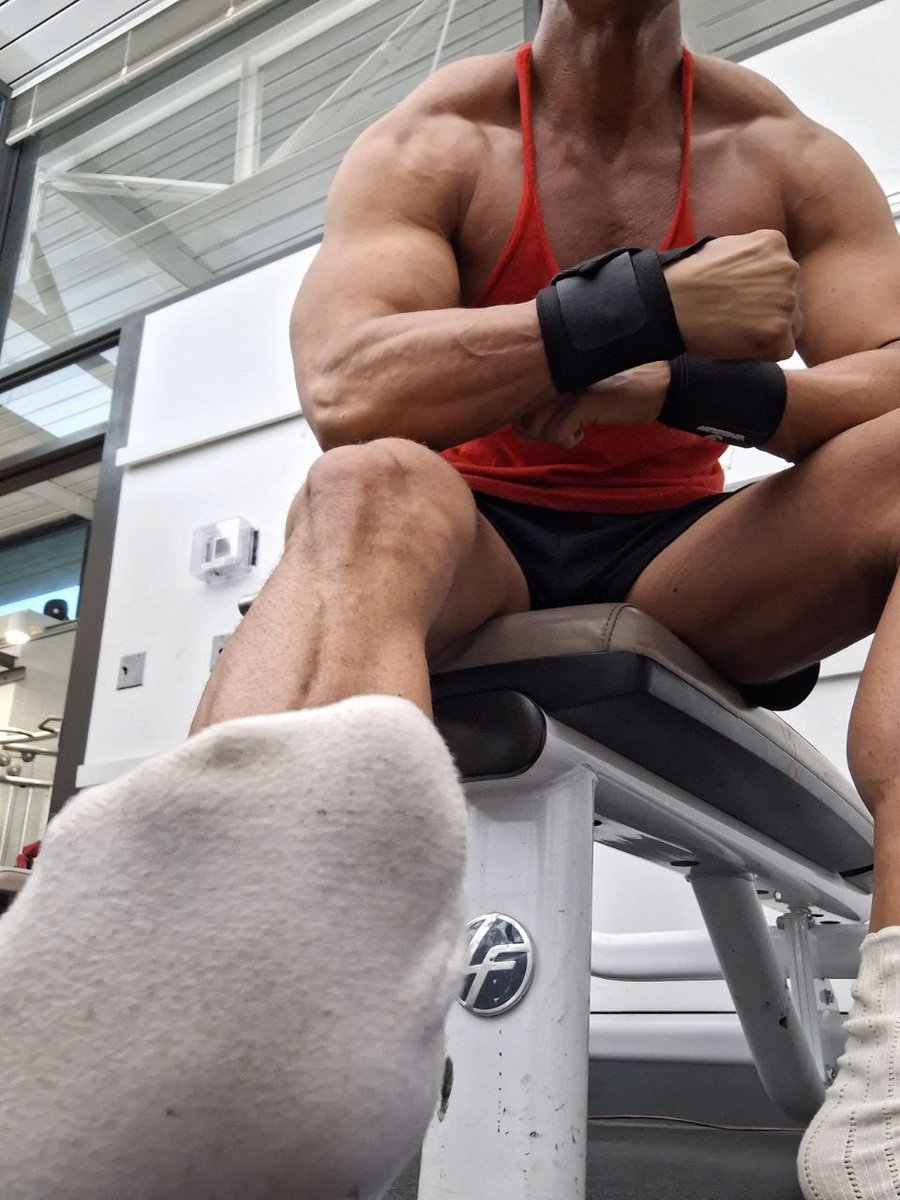 BreedRockLabs's tweet photo. Oh, didn't see you there, f@ggot. But since you're helpless down there hand me that wallet, my gooner human ATM. https://t.co/Cl31Hjxt2U | #footfetısh #sockfetish #findom #cashmaster https://t.co/jrw7S2N4yw