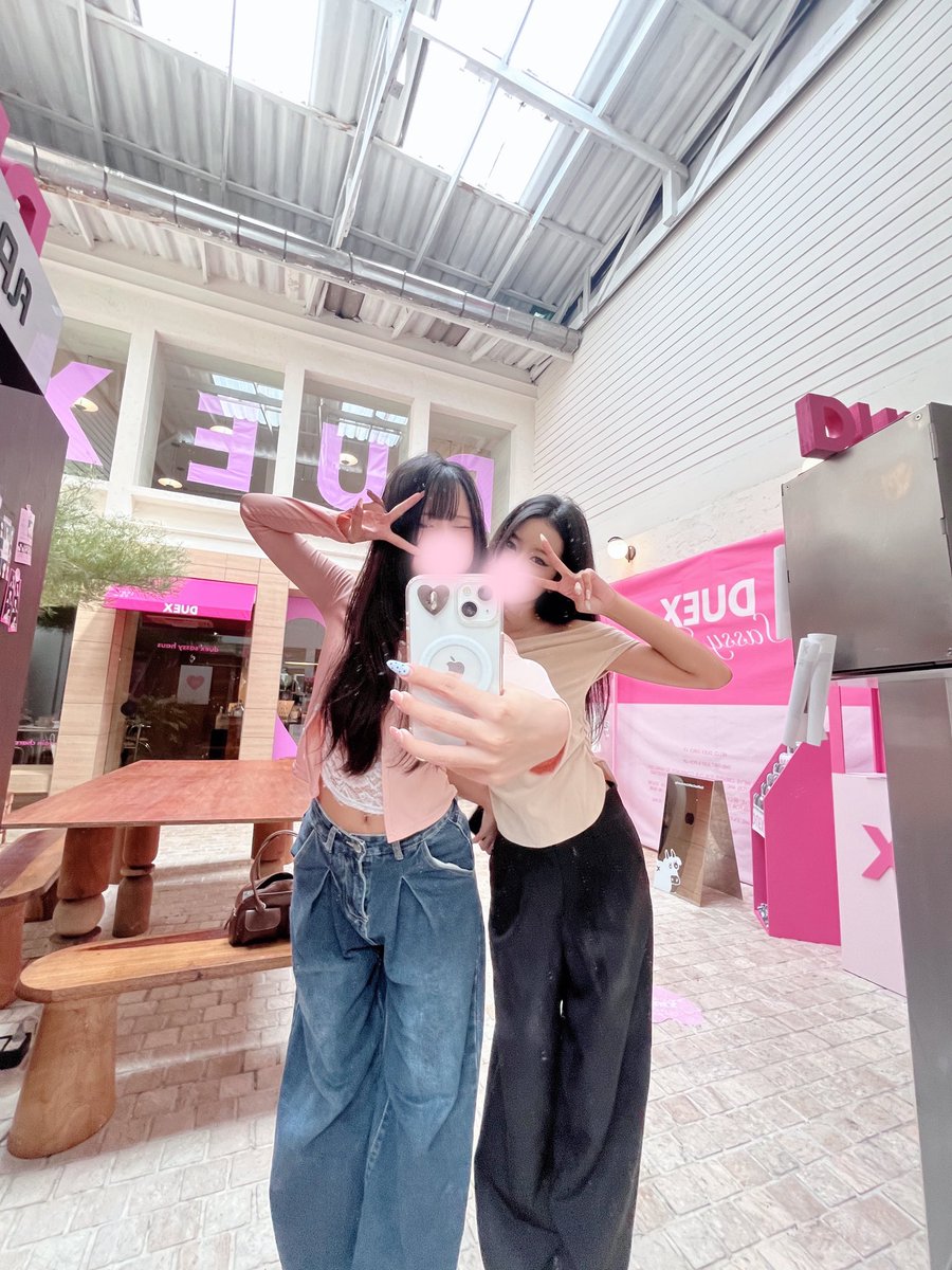 nanะ tweet media