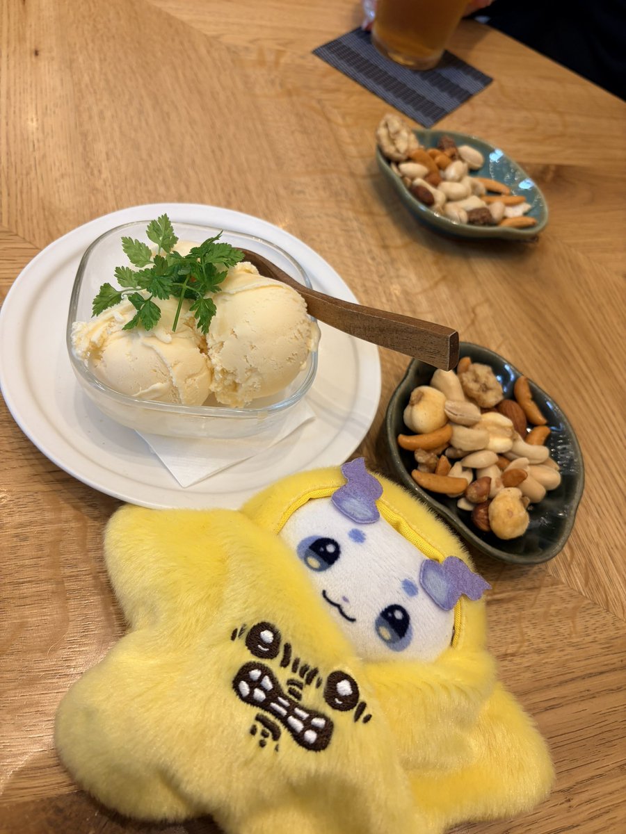 tofugpep's tweet photo. ◥█̆̈◤࿉∥
そして🍨 https://t.co/x1BjZu51Lb