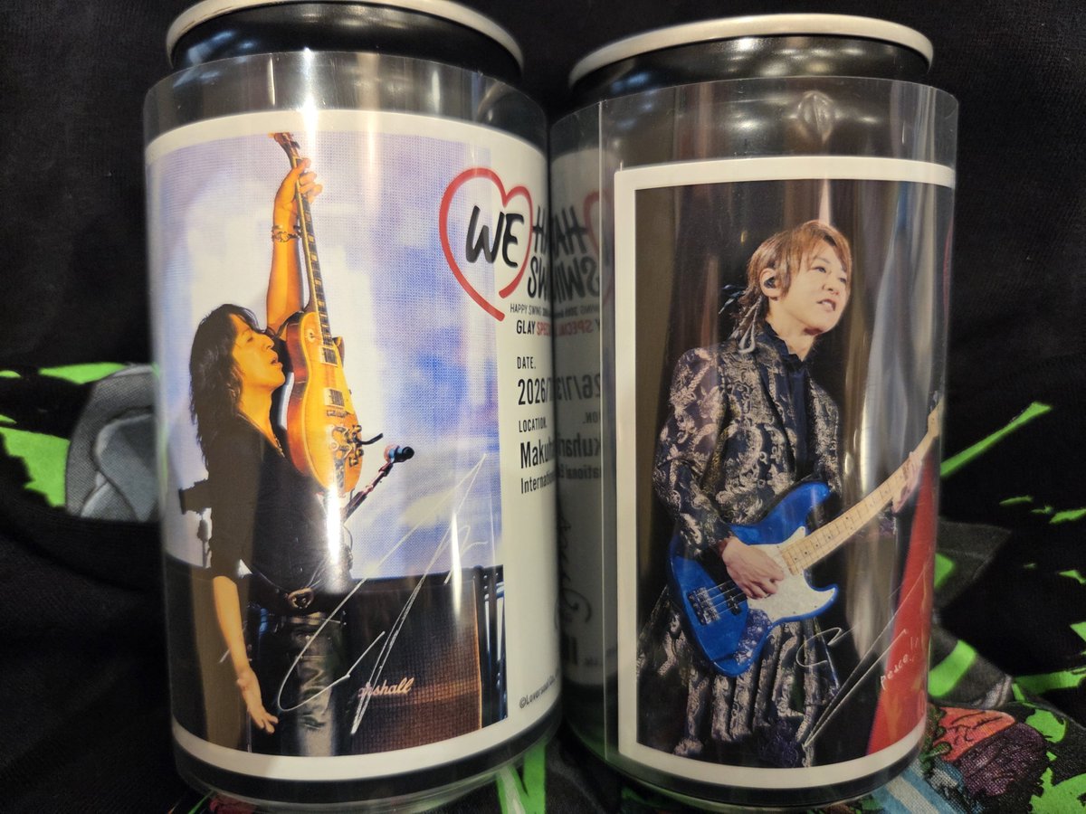 sidex235's tweet photo. [交換]GLAY　ラベル缶

譲:JIRO1、TAKURO1
求:HISASHI

幕張会場にて交換希望です。
お気軽にお声掛けください。
ただいま会場から少し離れておりますので、戻り次第の交換になります。
よろしくお願いいたします。 https://t.co/7lvGkfZj2R