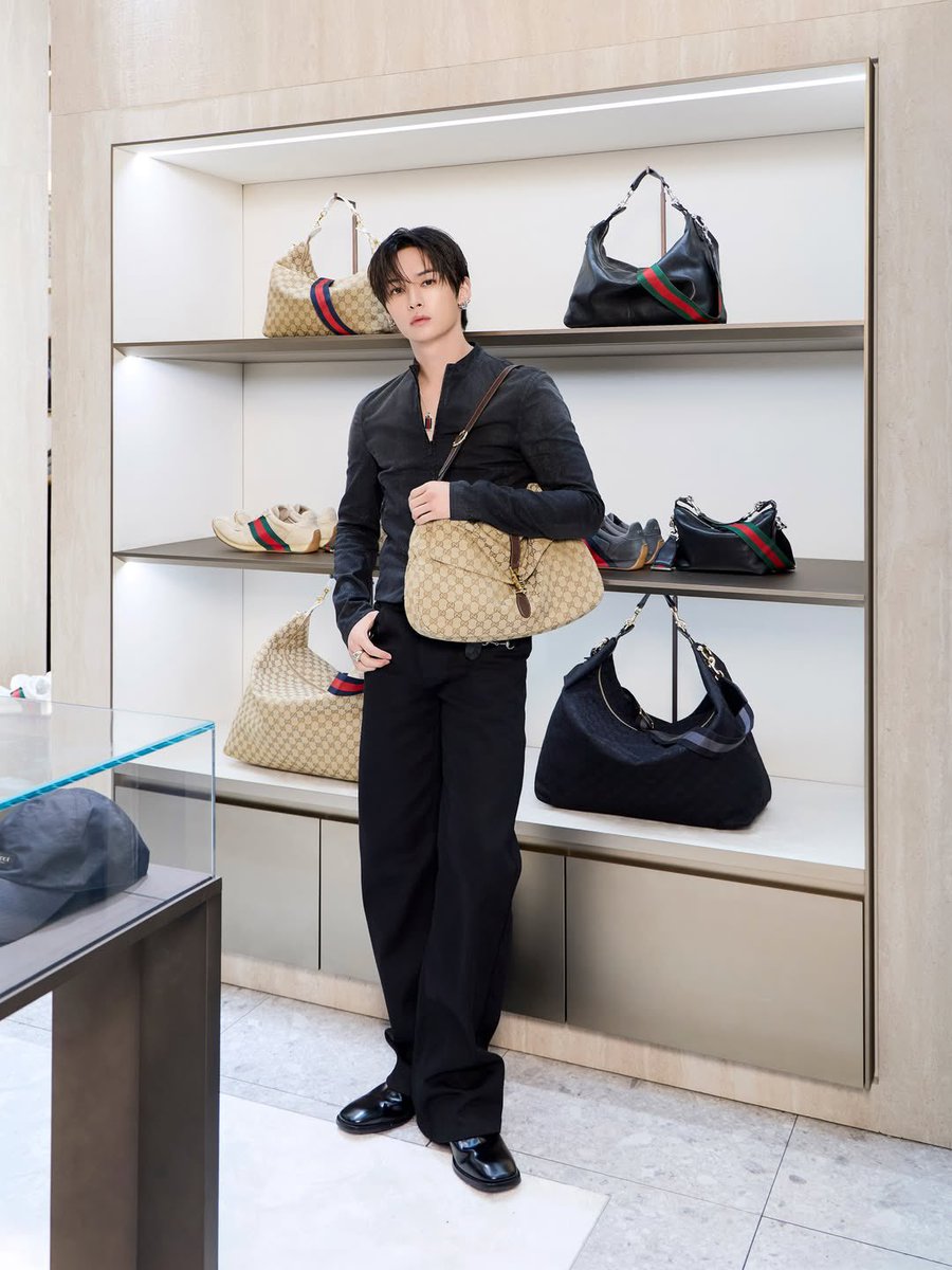 leeknowarchive's tweet photo. LEE KNOW IG UPDATE https://t.co/QYQQn5a5VU