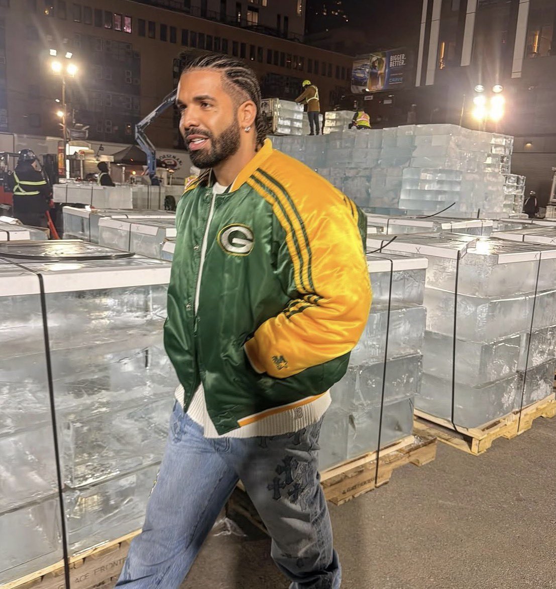 DrakeChart tweet picture