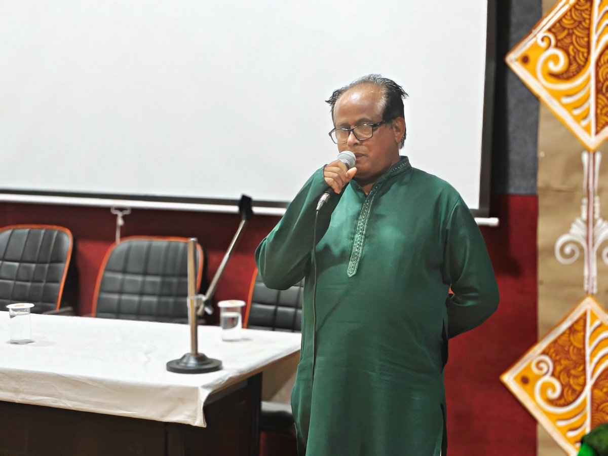 VisvaBharatiPRO's tweet photo. Celebrate the philosophy, aesthetics, music, dance, and rich legacy of Rabindranritya.
Venue: Rabindra Sangeet Gabeshana Kendra, Sangit Bhavana, Visva-Bharati, Santiniketan
#rabindranritya #RabindranathTagore #VisvaBharati #santiniketan #DanceHeritage #IndianClassicalDance
Ministry of Education