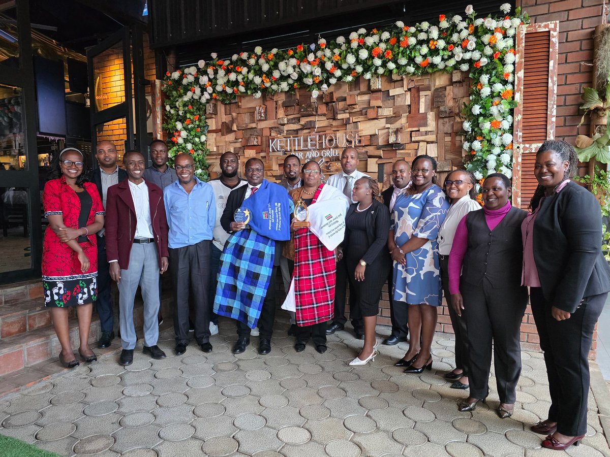 ForeignOfficeKE's tweet photo. The Diplomatic Service Centre to #UNON host a farewell reception in honour of the outgoing Directors in recognition of their distinguished service and leadership.
Read more on:  https://t.co/XcKxb0LHdp https://t.co/JNGjbVjyLD