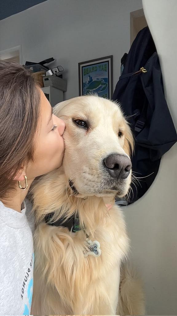 Katepawszyln's tweet photo. It  can never get  bored with me and my dog 🐕 I always keep you busy. Come to my world and experience the good I offered 👇🏻
https://t.co/COafJw4MdC
#Doglifematers #Dogmom #Puplife https://t.co/nW4pTpaa86