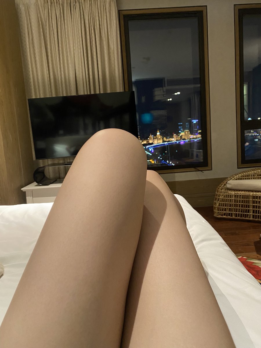 Plum9w's tweet photo. 闪现上海 #约会 #上海 https://t.co/mLta4sCpEz