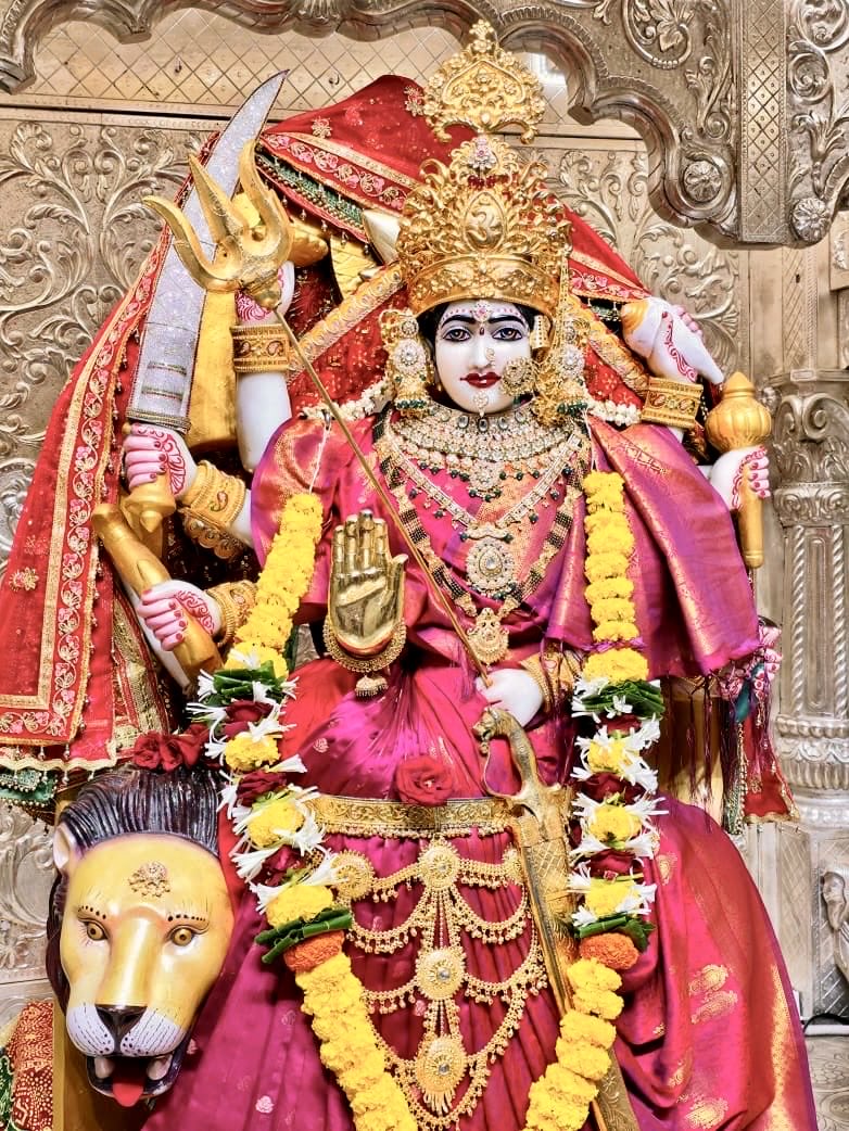 MotaAmbaji's tweet photo. *Mota Ambaji, Borivali East*    
#motaambajiborivalieast #mumbai 
31/07/2026   

आषाढ़ कृष्ण पक्ष २
 
विक्रम संवत् २०८३

https://t.co/XReXJvuAt4 https://t.co/hR1AB2ofVG