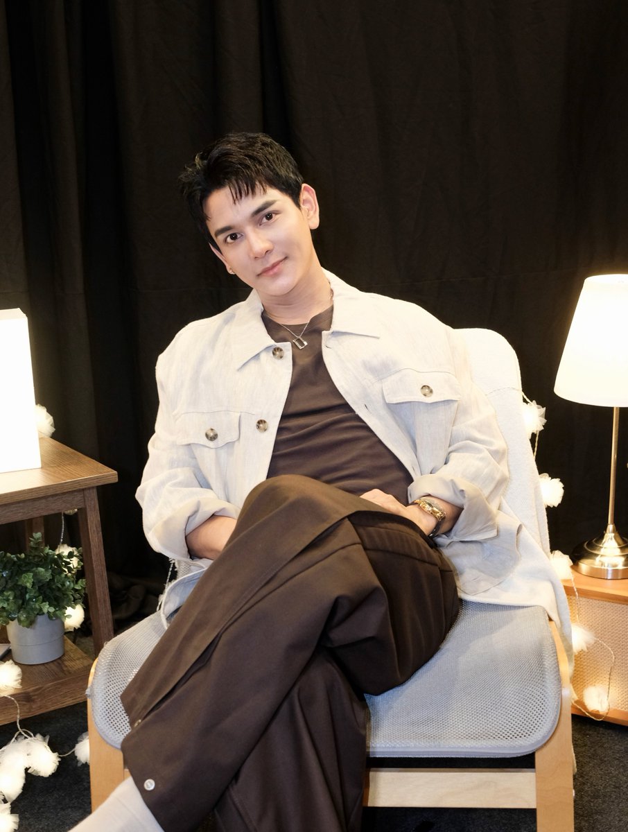 MuHelloP's tweet photo. นักร้องหนุ่มสุดหล่อ ฝากฟังฝากรับชมเพลงใหม่กันด้วยนะคร๊าบบบบบ 🥰🩵

🎧 หมายตา - Gun Napat x marr team
https://t.co/Am8lTjDF1b

#GUNNAPAT
#กันนภัทร
Cr. IG hemmchiii https://t.co/maKJI3hLGw
