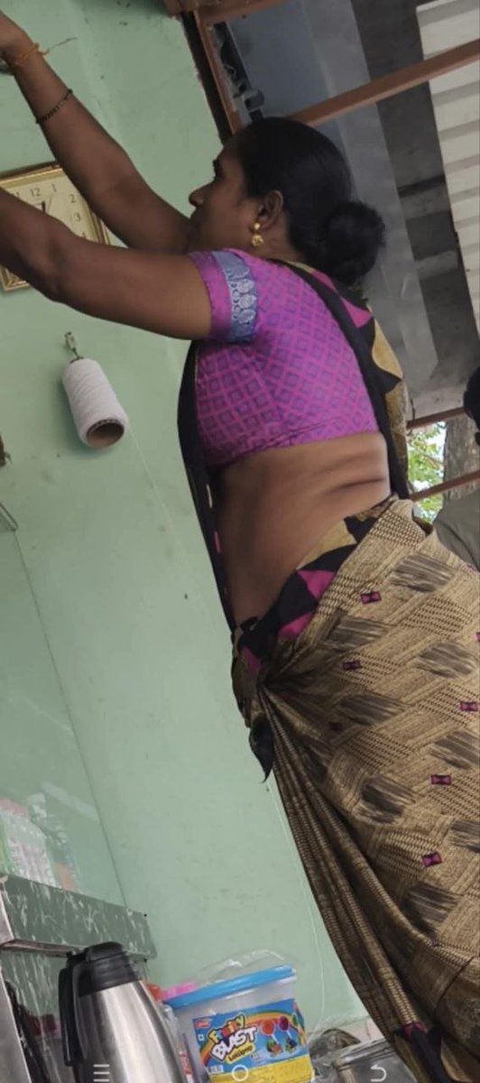 Adicttorr's tweet photo. பால்காரி iduppu 🥵 https://t.co/GsAAXO3nJk