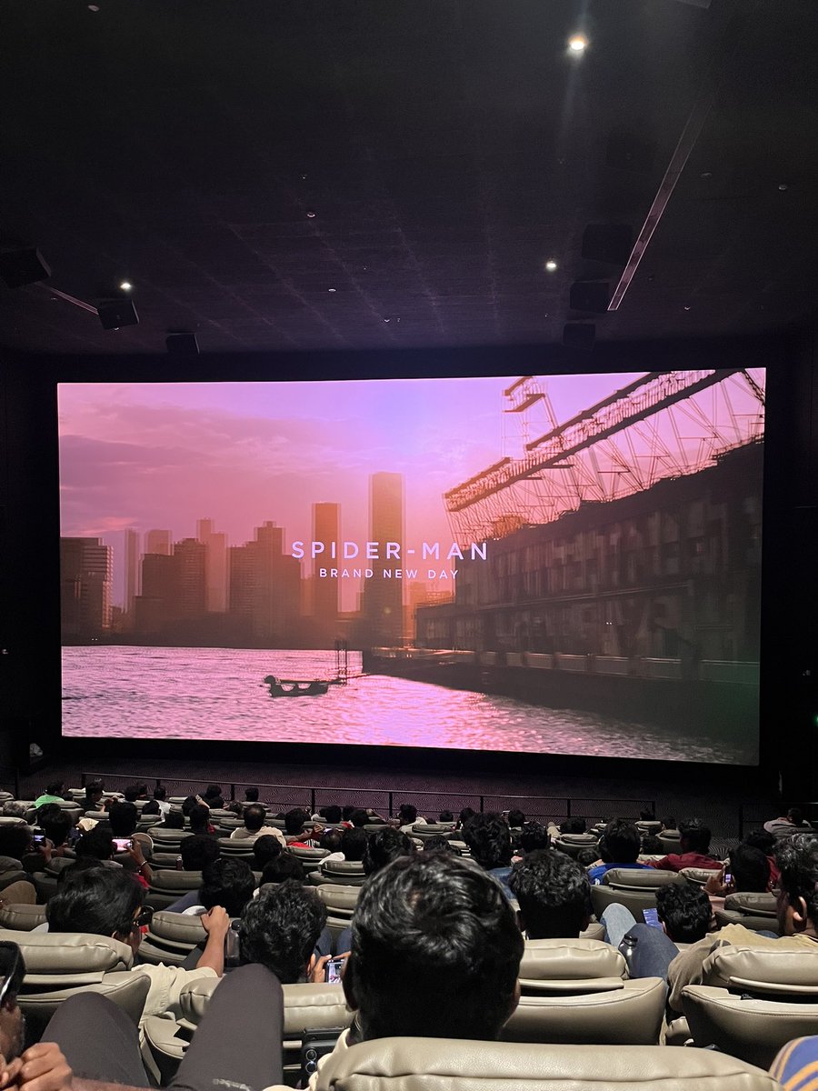 syncwithajay's tweet photo. #AvengersDoomsday Trailer in 3D attached in @epiqcinema @rakkicinemas https://t.co/gvFNJ18DIP
