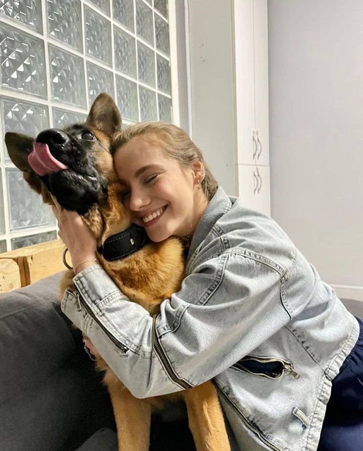 Jenniengi3's tweet photo. My dog the best joygiver. you'll never doubt if click the link 🔗 and watch my usual being knotty 👉🏻https://t.co/nlgKhNtXiu https://t.co/JI12PpXKaR