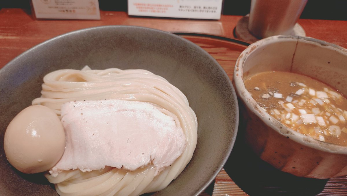 tera_moka's tweet photo. 麺も変わってもーて前ほど感動なくなってた https://t.co/KfvG8PS4rv