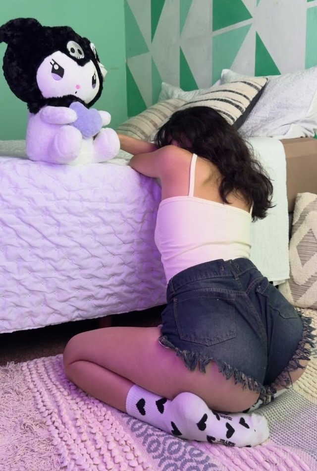 Faniakl's tweet photo. Hacemos videollamada? https://t.co/sWXzHJL6df