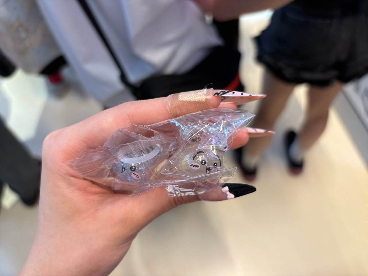 js82chu's tweet photo. @1 【交換】ちいかわパーク めじるし 入場特典

《譲》ちいかわ

《求》ハ��ワレ

本日池袋手渡しまたは後日横浜(都内)手渡し、郵送
検索からもお気軽にお声掛けください。 https://t.co/lzlEFzrPfz