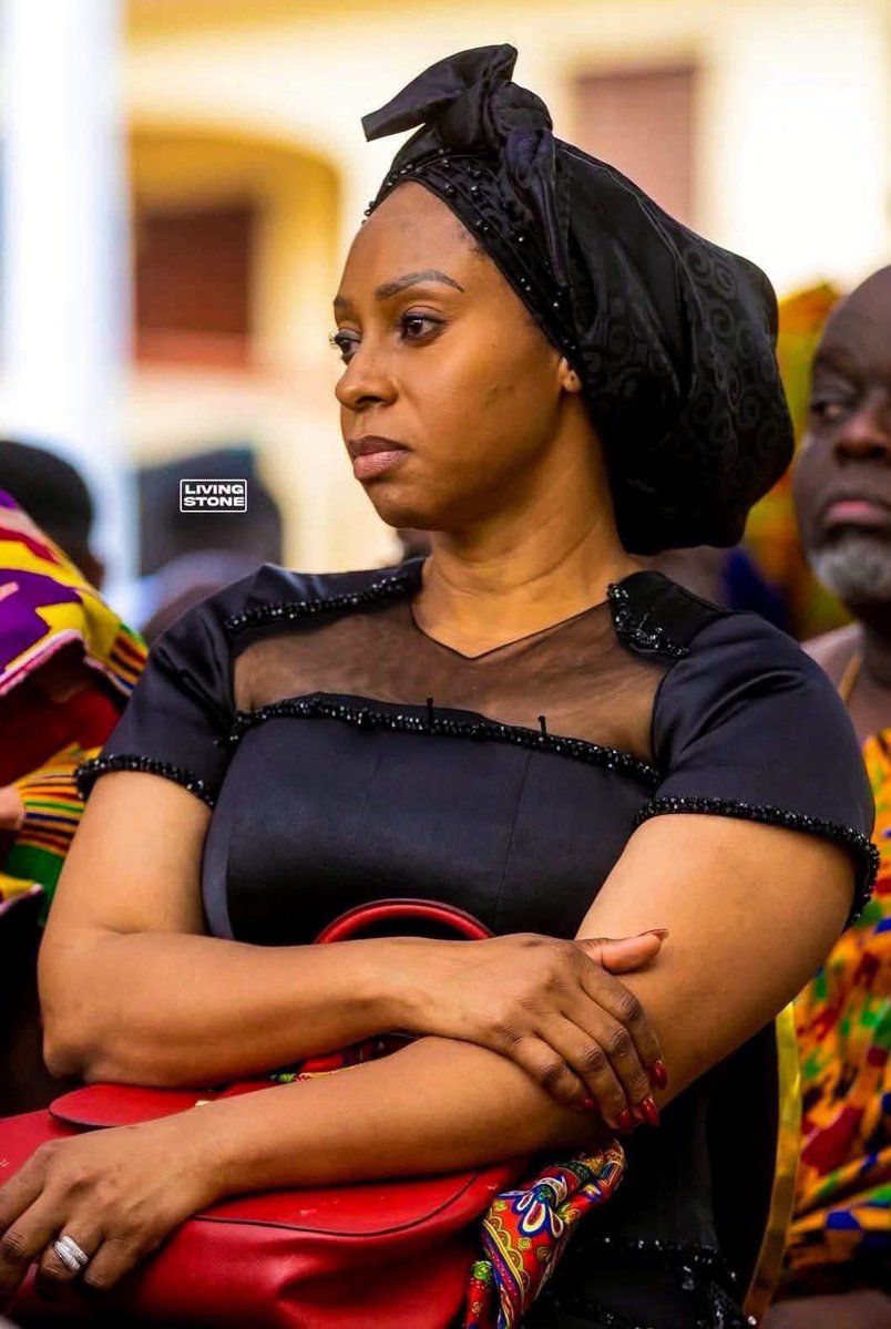 Nanaezze's tweet photo. This is what Legal experts are saying concerning Hon. Sarah Adwoa Safo.

She could face contempt of court proceedings after proceeding with the funeral of her late father whiles there is an injunction especially if the court establishes that she knew about the injunction,  possible sanctions could include imprisonment, fines, seizure of assets, or an order to pay legal costs.

-But we all know at this point that the Law works well only when it involves the poor