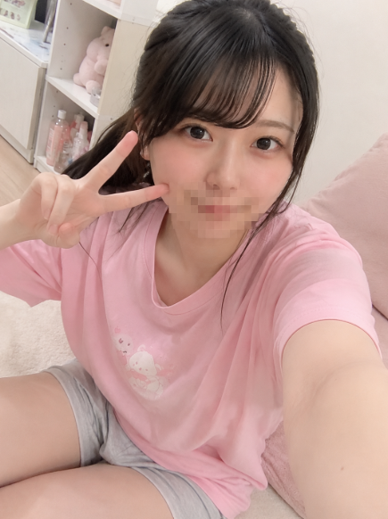deBustosnatto's tweet photo. こんなガキだって男性様のおかずにされたいんです😭😭😭
#自撮り界隈 #裏アカ女子 #裏アカ男子と繋がりたい https://t.co/ztbBZvbbKc