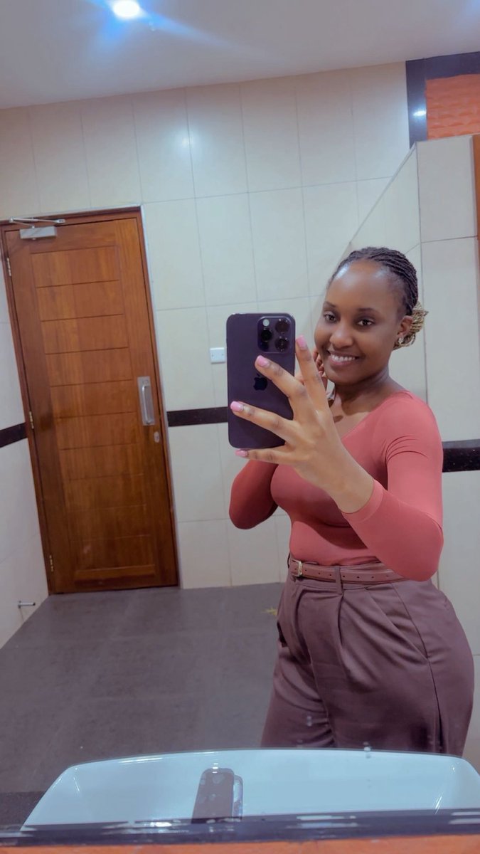 marthameyveis's tweet photo. Today is the last day of medical internship!
Lord, thank you ☺️🧎🏽‍♀️ https://t.co/MRZyOK8Pqf