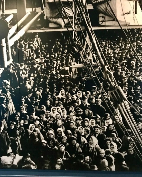 agatanahiuktena's tweet photo. i agree... unrelated, heres pics from ellis island https://t.co/3yizxSfEz1