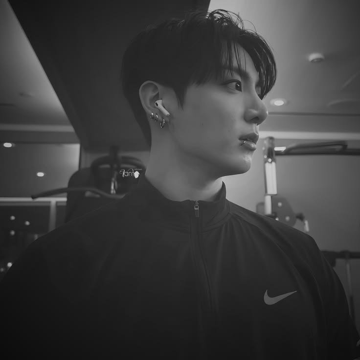 decrettos's tweet photo. friend   request   !

𝐍𝐚𝐦𝐞: Abel.
𝑺𝒊𝒈𝒏: Leo.
𝐀𝐠𝐞: 31 años.
𝐅𝐚𝐯 𝐜𝐨𝐥𝐨𝐫: Negro y rojo.
𝐒𝐭𝐚𝐭𝐮𝐫𝐞: 1.83.

ㅤㅤㅤㅤㅤㅤ♡         for         dm https://t.co/MT9YJLqFPn