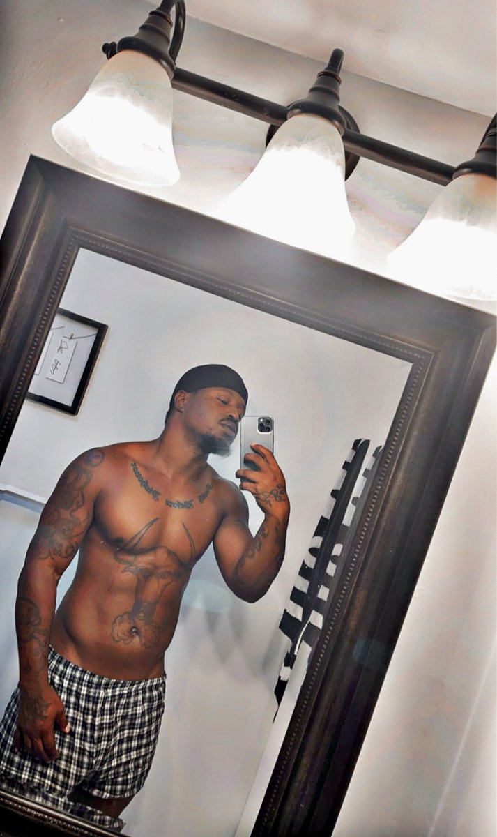 JamalPaisley's tweet photo. #Daddy 👑💯 https://t.co/jo61e66jg8