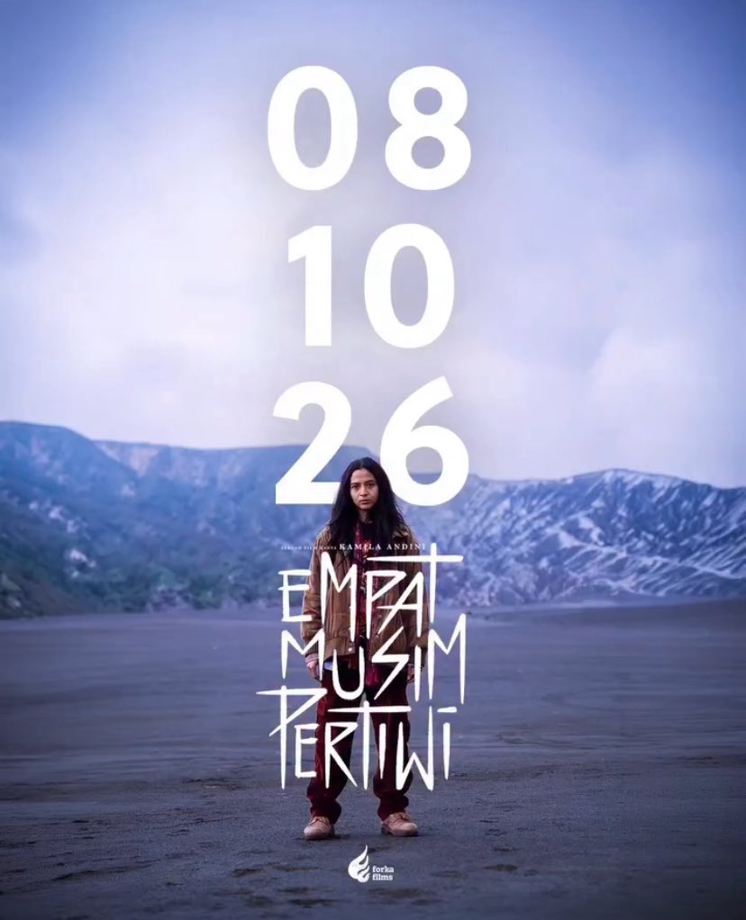 FilmIndoSource's tweet photo. Forka Films sets Kamila Andini’s ‘EMPAT MUSIM PERTIWI’ (‘FOUR SEASONS IN JAVA’) for a theatrical release on October 8, 2026.

The drama stars Putri Marino, Arya Saloka, Christine Hakim, Hana Pitrashata Malasan, and more. https://t.co/ztXjlz5iEl