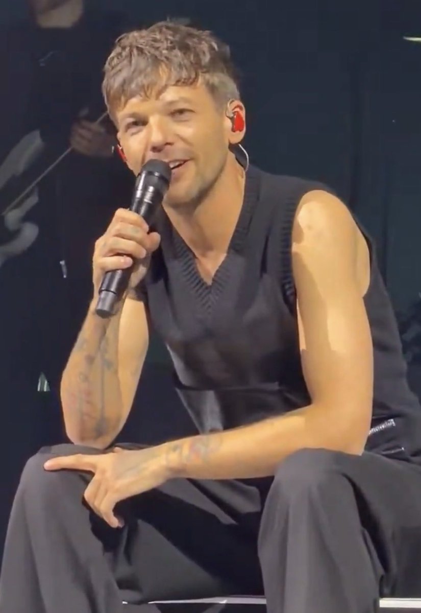 28proudoflouis's tweet photo. https://t.co/aqiyCV8Lqj