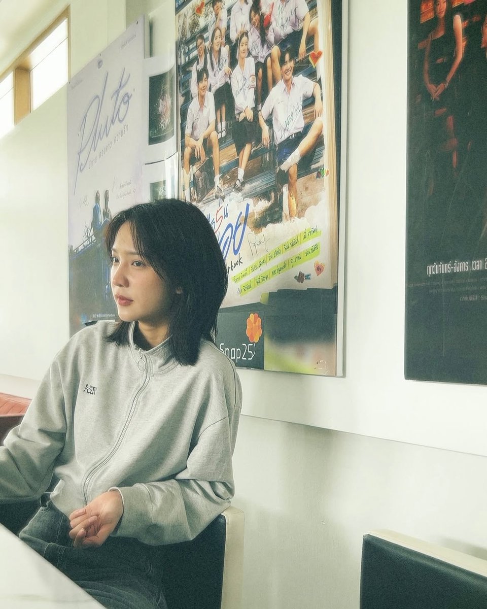 meog_ez's tweet photo. 니여친 리즈시절
다오   경찰대 준비하던 시절 https://t.co/0DKPmC0Fq4