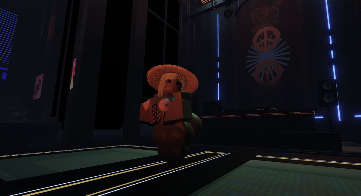 Hecker487222's tweet photo. Happy Bday to me!, here's my new OC that is going to be replacing my old one, i hope everybody likes it!
#robloxcondo #rosex #rr34 #r34 #robloxcondos #robloxsex https://t.co/iGZt2vBy2R