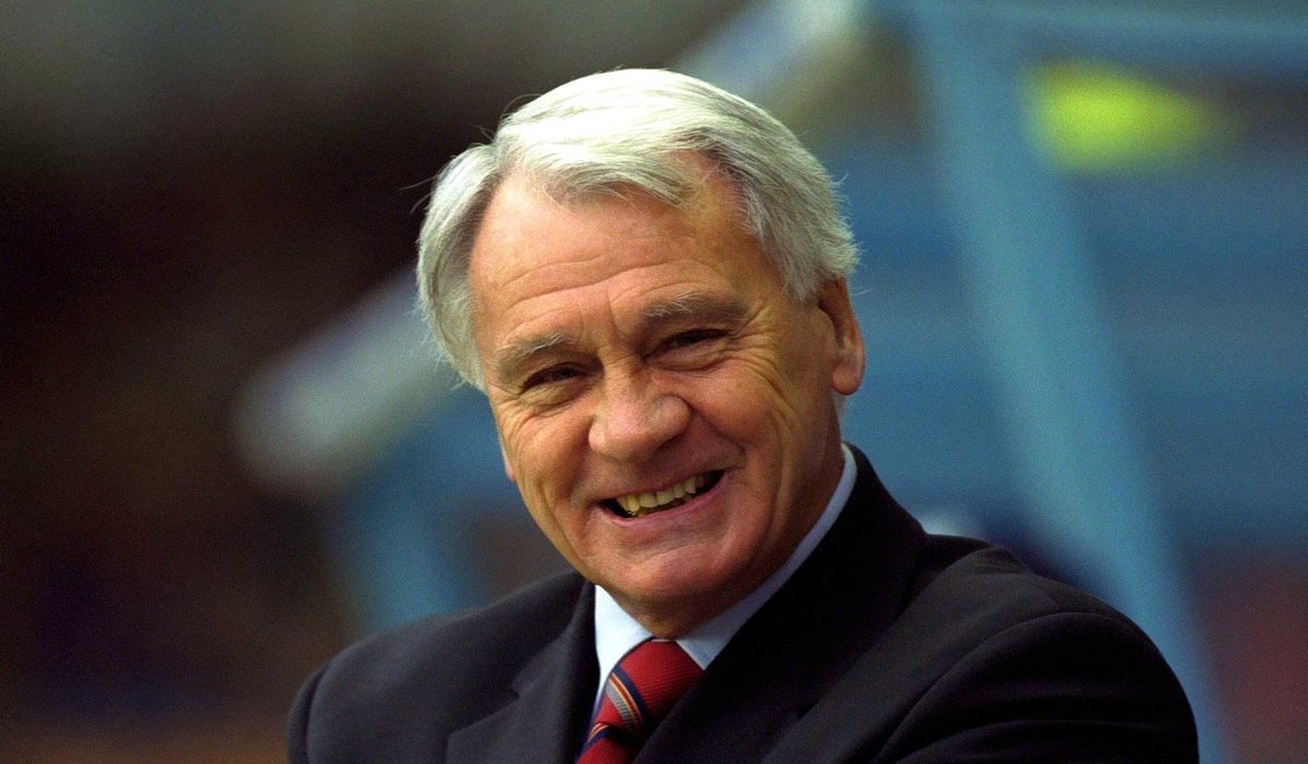80s90sfootball's tweet photo. Remembering Sir Bobby Robson, who sadly passed away 17 years ago today

A legend of the game &amp; an absolute gentleman

Sorely missed, but never forgotten 🙏 https://t.co/BXhirhHX4w