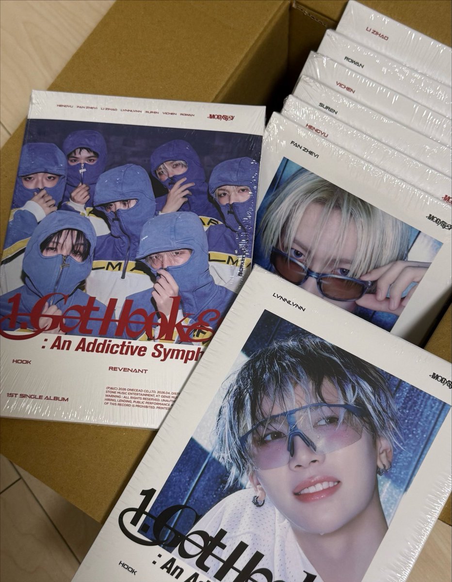 rht___0o's tweet photo. TRINITYやっと届いたよ＾＾💧 https://t.co/RxKJPRf4KU