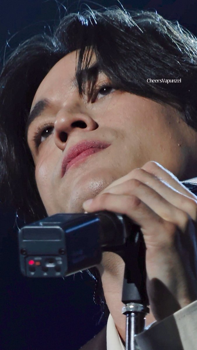 CheersVapunzel's tweet photo. Speechless 
#JossGawinConcert #GawinCaskey https://t.co/0RKhtohoFG