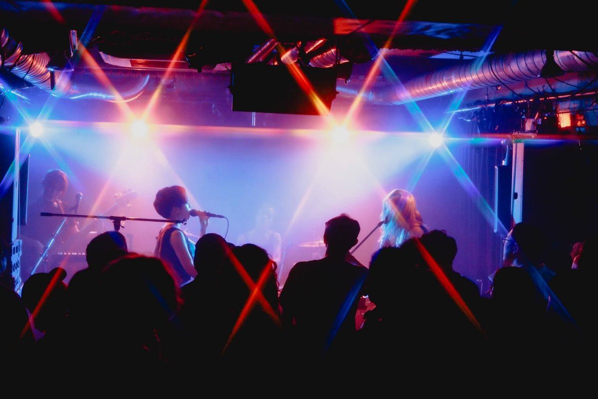 roronuph's tweet photo. 7/30 渋谷HOME
新曲お披露目しました👽
お越しくださった皆さまありがとうございました！

1. Attention!
2. Secrets
3. Clap,Clap,Clap
4. Līla līla 🆕
5. Metaphor
6. Touch my brain
7. Wave in my view
8. Soft Halos (alt ver.)

📷 @you_camera26 https://t.co/92kJkzAbGI