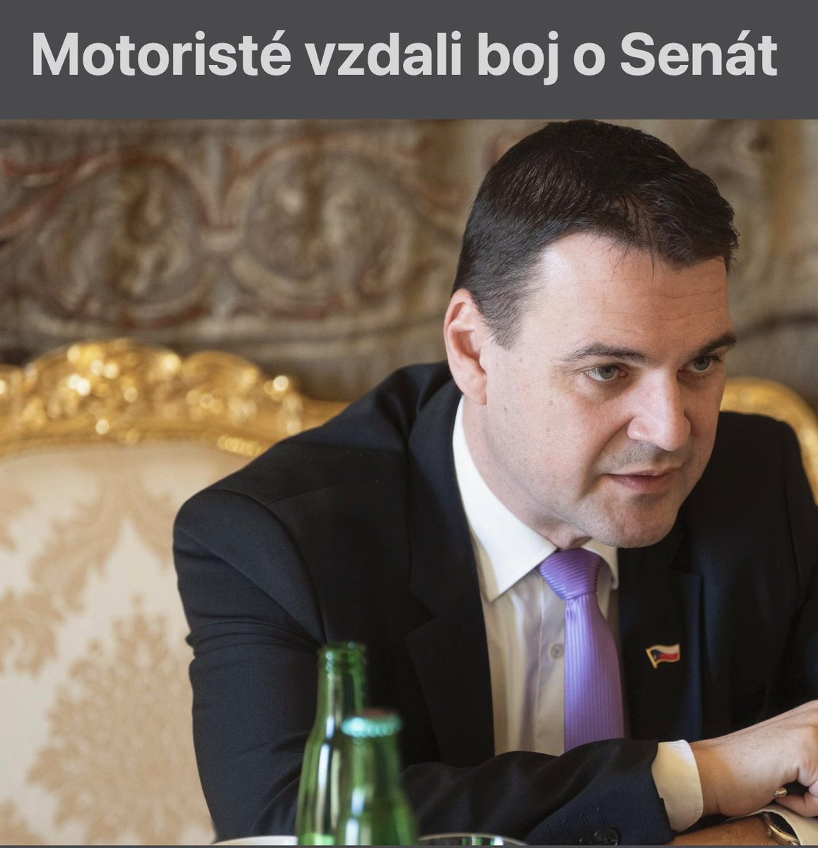 JaraEfko's tweet photo. Motoristům došla hovada... https://t.co/u9MrnOOXjF
