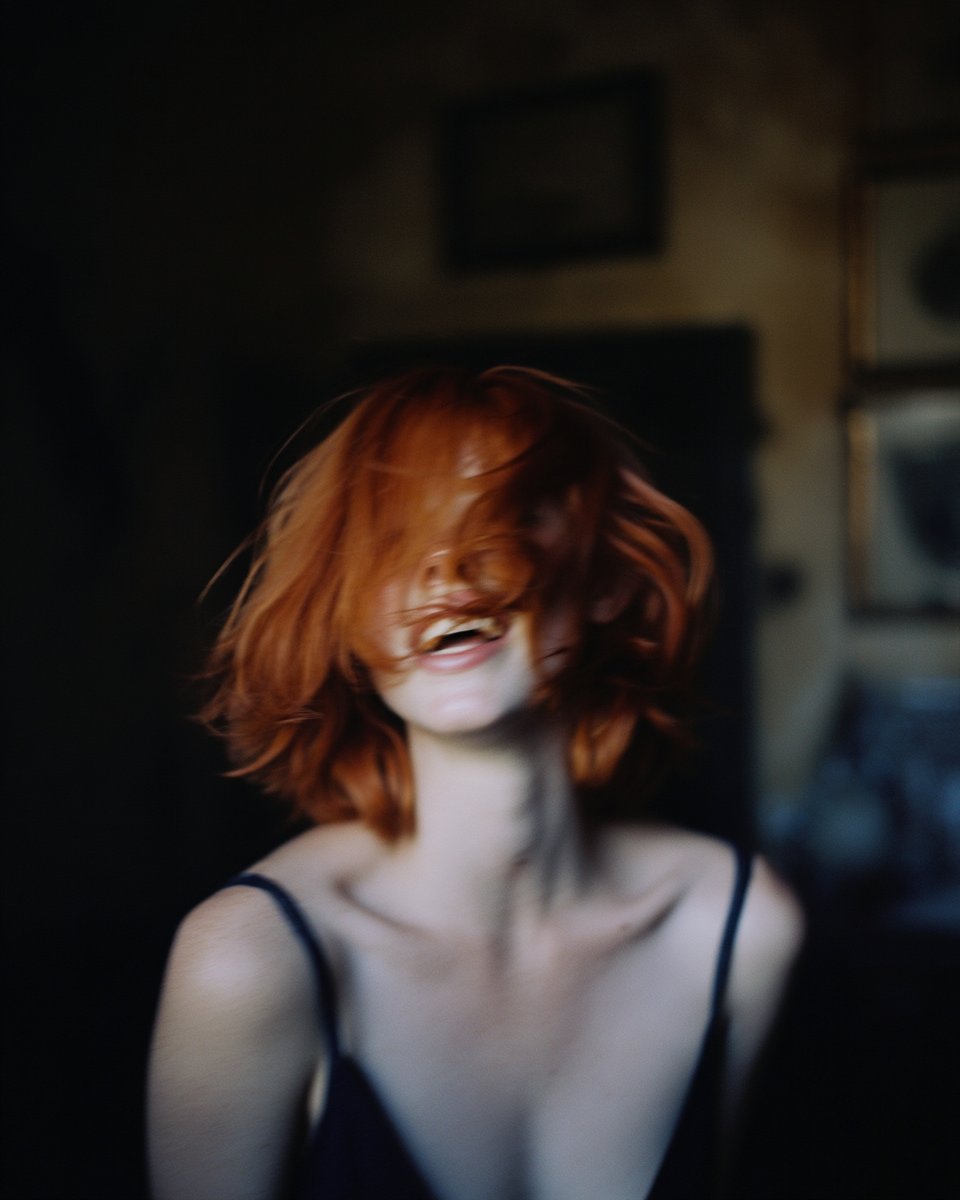 _Amber_Echo_'s tweet photo. don't look for me. i'm already gone.

#FilmAesthetic #GingerGirl #DarkFeminine #NightVibes #FilmPhoto https://t.co/ohOk8kHOeD