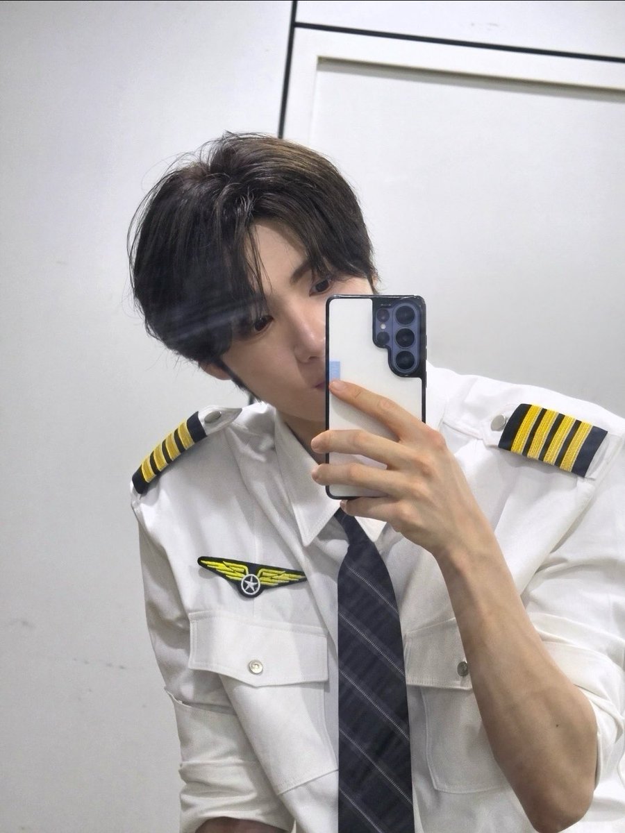 0jaekku's tweet photo. 최기장님 사랑합니다🩷 https://t.co/U4C0t0f41I