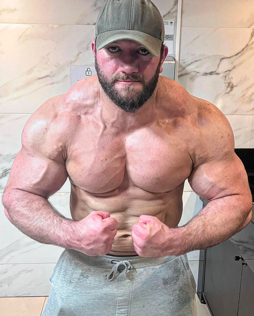 Dannycarlosx6n's tweet photo. Check-ins this morning. Feeling good coming out of the show with little rebound and inflammation. Body feels primed and ready to get growing.
#postshow #bodybuilding #bodybuilder #bodybuildingmotivation https://t.co/Z426gw5Sx1