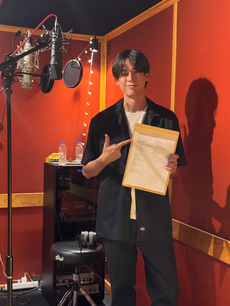 GAWINCASKEY_FC's tweet photo. { 31.07.26 }
📸 IG post : gawincaskeyy

Amazing team behind the song♥️

🔗 https://t.co/gf3bwMVSYX

#GawinCaskey
#GoneAwayGAWIN https://t.co/H62skHNvvR