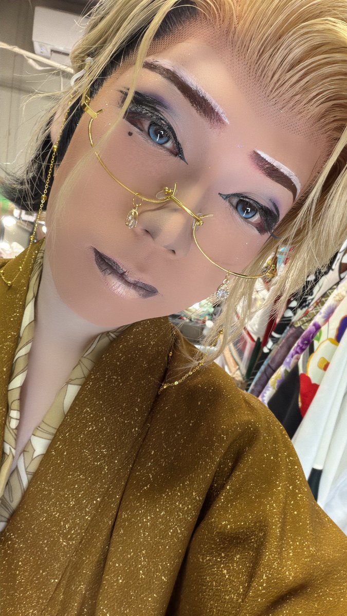 haru_sakigake2's tweet photo. ども！！
9月浅草木馬館劇団舞姫公演に
マンスリーで出演させていただきます！
前回同様
インバウンド、イベント出演などで不在日ありますので後ほどツイートします！

22日ははる雄一座
25日夜は翔太郎、はる雄フェス
よろしくお願いします！
9月お席予約など受けます！
よろしくお願いします！ https://t.co/fm3KFyvg6B