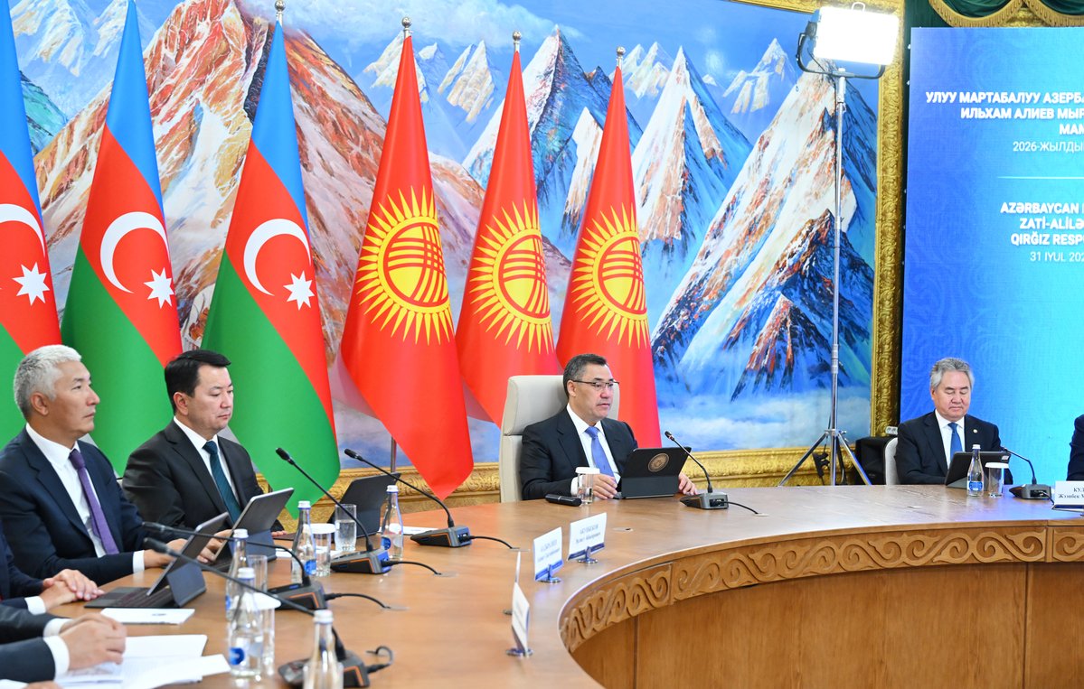 azpresident's tweet photo. Çolpon-Ata şəhərində Azərbaycan Respublikasının Prezidenti İlham Əliyevin və Qırğız Respublikasının Prezidenti Sadır Japarovun iştirakı ilə Azərbaycan və Qırğızıstan Dövlətlərarası Şuranın 3-cü iclası keçirilib.

https://t.co/aRGZ9sCCJH https://t.co/qhViNYL3wO